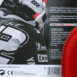 Cuffie Senza Fili "Tony 222" di Lovemytime per iPod nano. Agenzia: E-motion <br/><em>Pubblicato il  20 di agosto, 2014